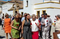 Torres cree que en el PP "o son muy jóvenes o han leído poca historia" ante sus críticas