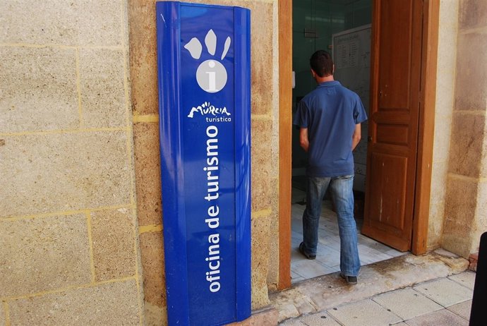 Oficina De Turismo En Totana