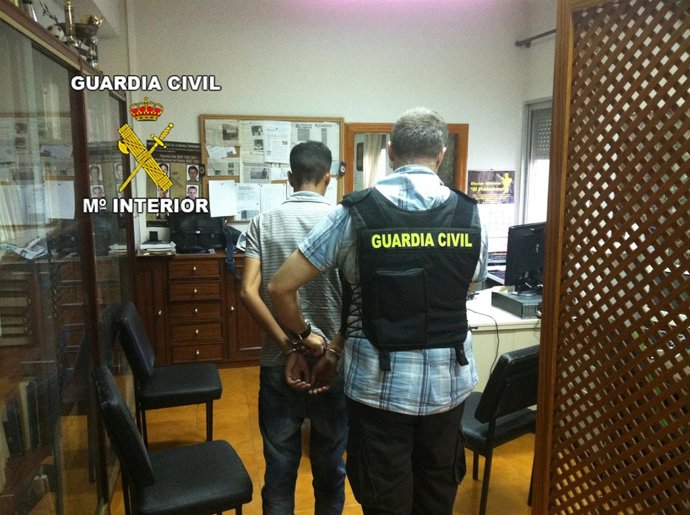 Guardia Civil Detiene Al Autor Del Robo En Una Vivienda En Fuente Álamo