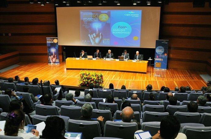 Foro De Análisis Económico