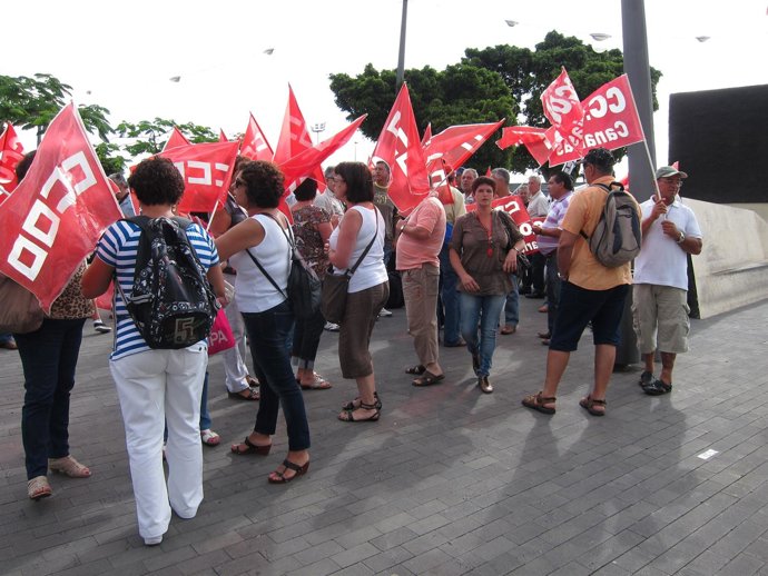 Trabajadores Del Hotel Atalaya Frente Al Cabildo