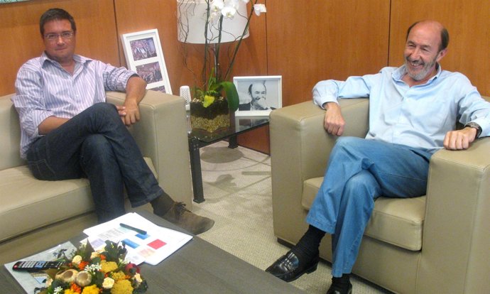 Oscar López Junto A Alfredo Pérez Rubalcaba.