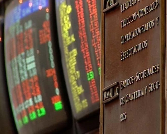 El Ibex 35 pierde un 3,05% 