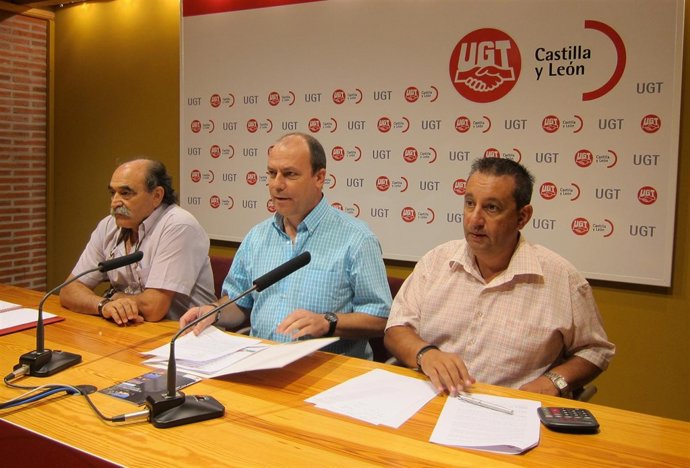 Rubio, Sancho Y Sanz Durante Su Intervención En La Sede De UGT Cyl