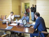 AMPL Revilla y Gorostiaga ofrecen colaboración a Diego aunque le advierten de que ahora le "toca gobernar"