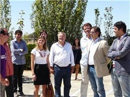 Rosa Álvarez Visita El Campo De Trabajo 'San Gil'