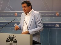 PSOE reclama una reforma "más profunda" de los consejos de Cuentas y Consultivo, por lo que se abstendrá en la votación