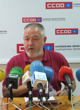 Antonio Pino En Rueda De Prensa.