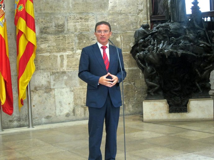 El Conseller De Gobernación, Serafín Castellano