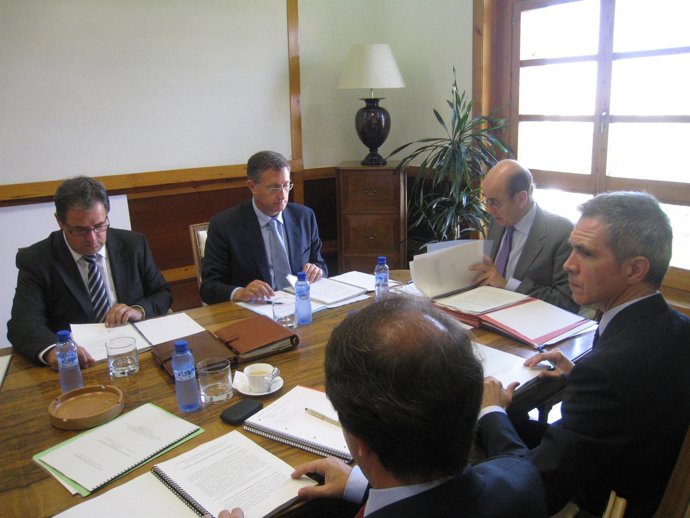 Reunión Del Consorcio De Caudé