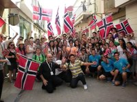 San Javier recibe a 175 peregrinos noruegos con su obispo