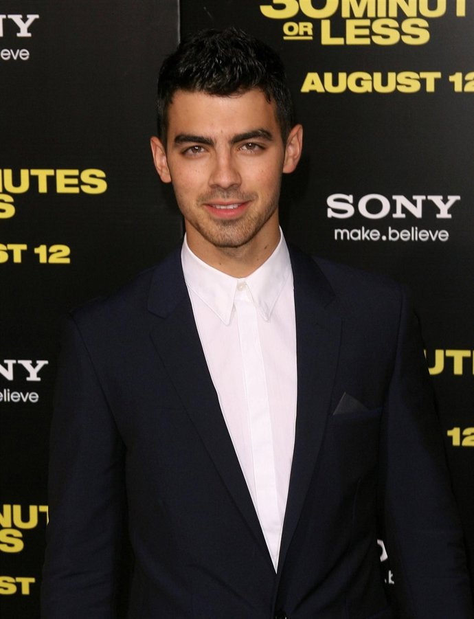 Posado De Joe Jonas 