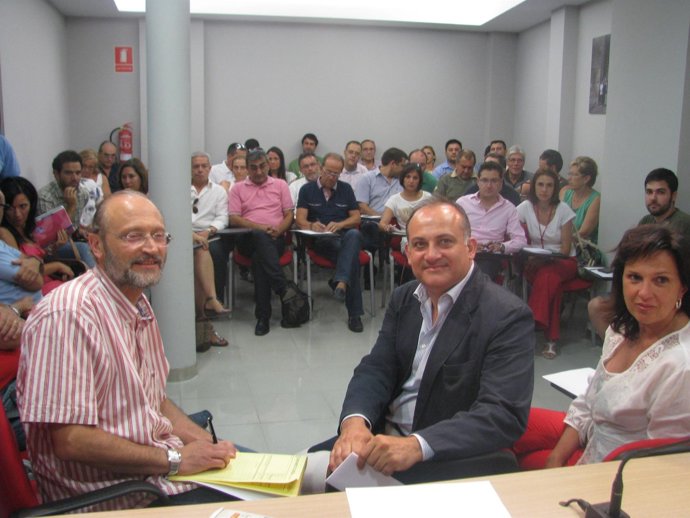 Reunión De Representantes Socialistas En El Emtre