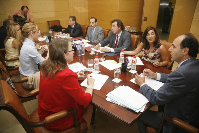 La Primera Reunión Del Consejo De Gobierno