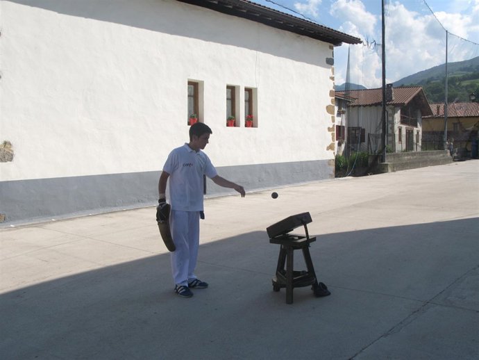 Cesta Punta Comerciantes Casco Viejo