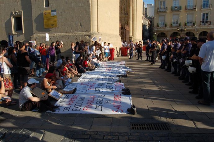 Indignados De Logroño Separados De Las JMJ Por Policías
