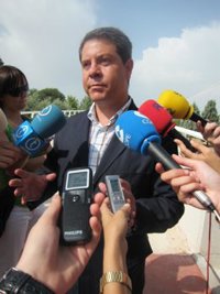 CMancha.- El alcalde de Toledo ve de "puro sentido común" las protestas y pide reflexionar sobre la factura farmacéutica