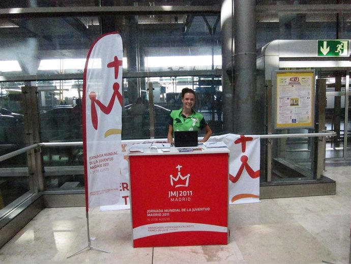 Punto De Información En Barajas