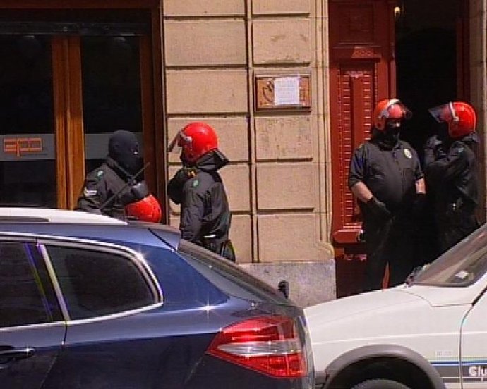 registro en Bilbao de la Ertzaintza R