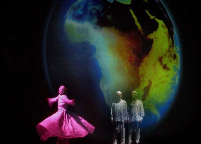 Puesta En Escena De Habibi/Amado