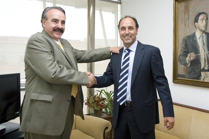 El Presidente De Cantabria Recibe Presidente Casa De Cantabria En Mexico 