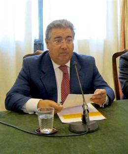 El Alcalde Zoido En Una Rueda De Prensa