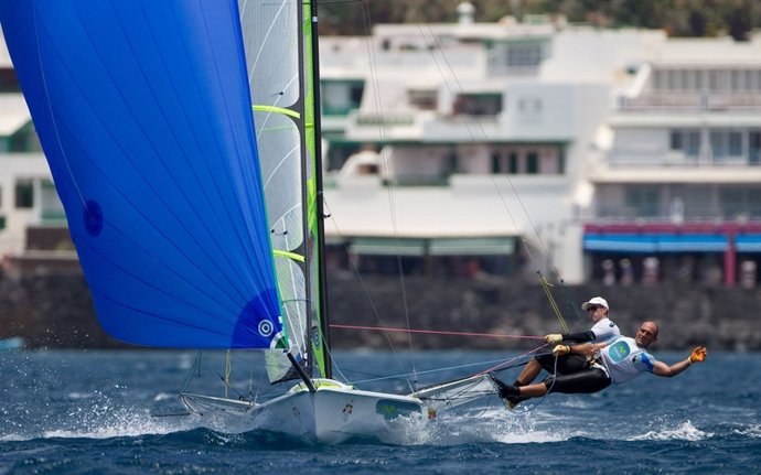 Iker Y Xabi Mantienen La Pelea Al Frente De La Preolímpica