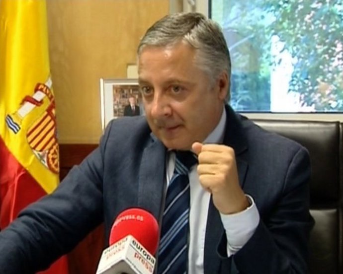 Blanco compara al PP con 'una agencia de rating'