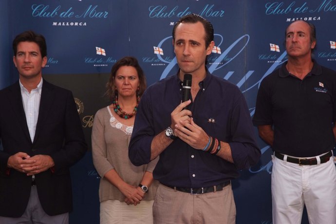 Bauzá Durante La Entrega De Premios