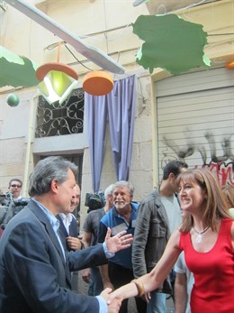 Artur Mas Visita Las Fiestas De Gràcia