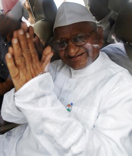 Anna Hazare, Activista Indio