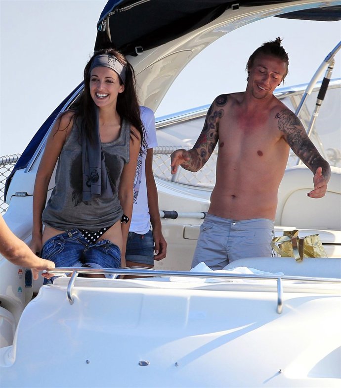 Noelia López Y Guti Juntos En Formentera 