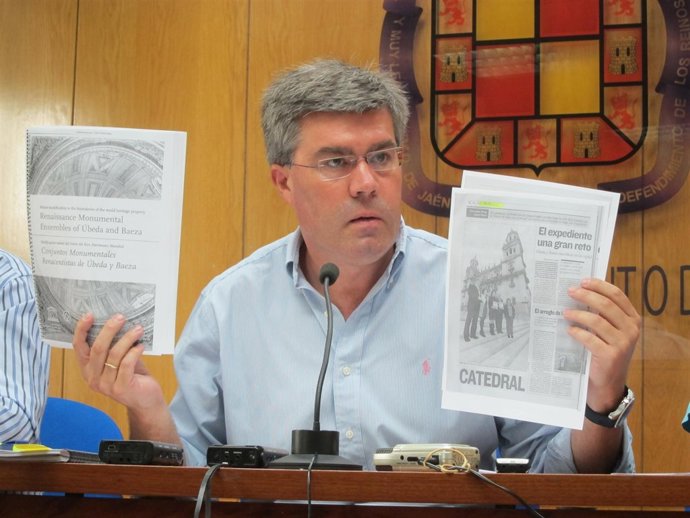 El Alcalde De Jaén, José Enrique Fernández De Moya.