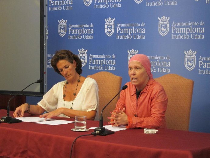 Itziar Gómez Y Uxue Barkos