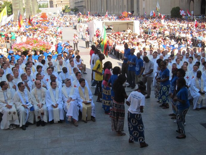 Misa De Envío A La JMJ 2011 En Zaragoza