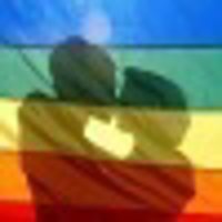 Colectivos gays se movilizan contra la visita del Papa con concentraciones y besadas