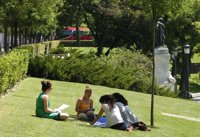 Los termómetros subirán este miércoles hasta los 40ºC y las tormentas "puntuales y dispersas" podrían afectar al centro