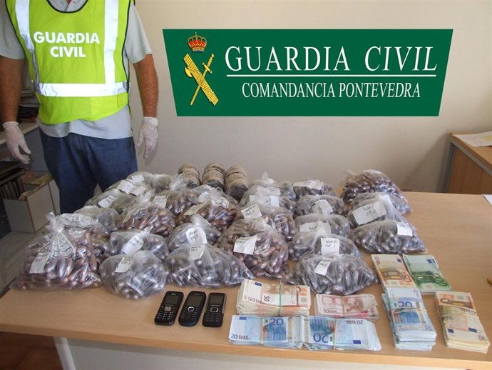 Droga Intervenida A Dos Individuos en Tui (Pontevedra).