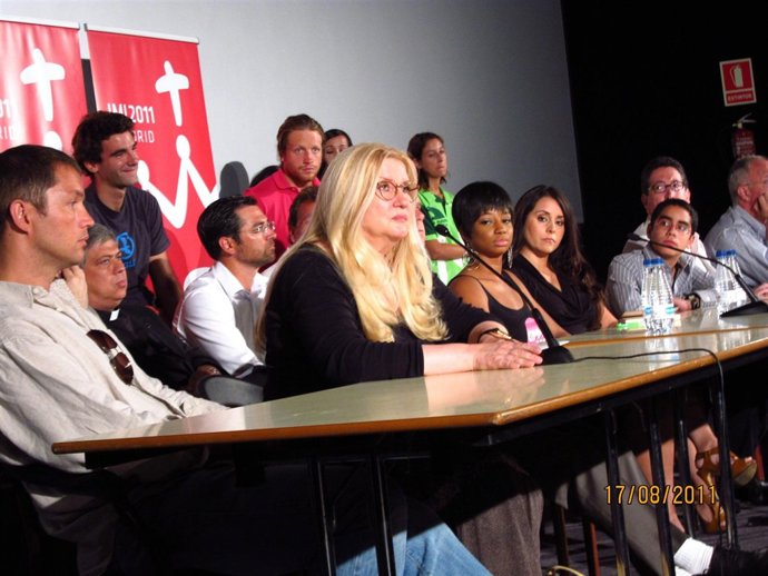 Representantes Del Cine En La Rueda De Prensa Del Ciclo De Cine De La JMJ