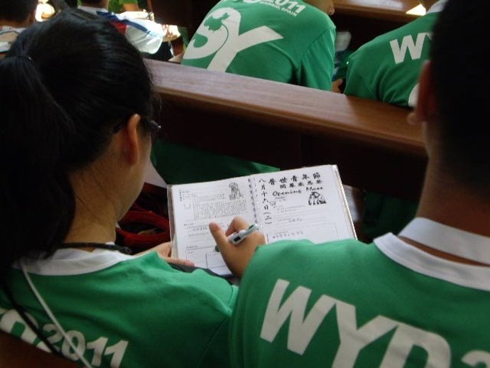 Chinos Recibiendo Una Catequesis