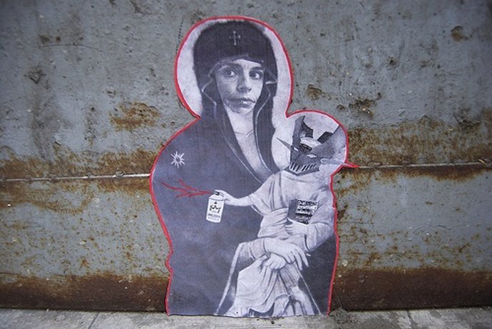Ana Botella Personifica A La Virgen María En Una Serie De Graffitis