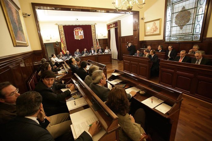 Pleno en la  Diputación de Castellón