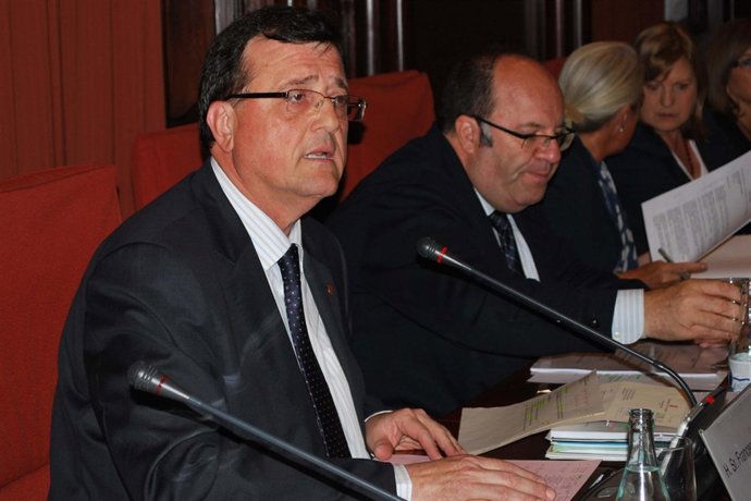 Francesc Xavier Mena, En El Parlament