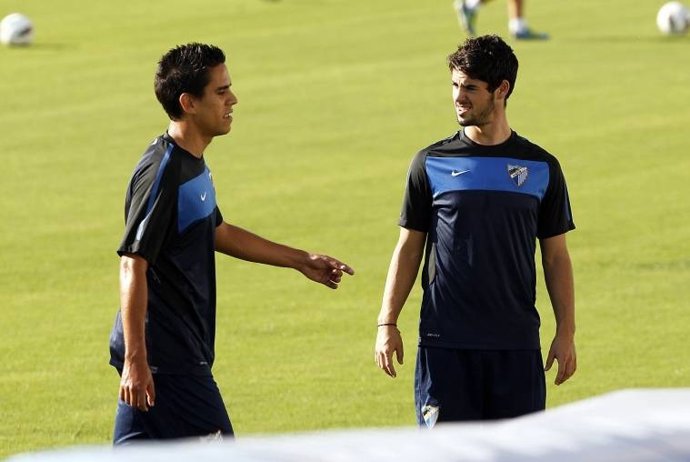 Recio E Isco Durante El Entrenamiento