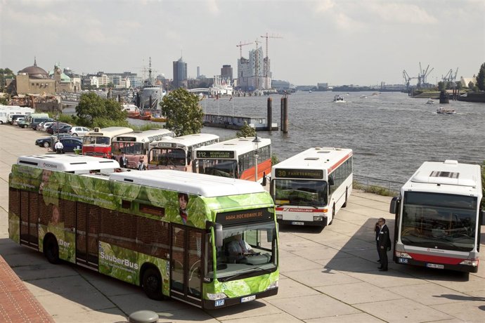 Hamburger Hochbahn Compra Cuatro Autobuses Híbridos De Pila De Combustible