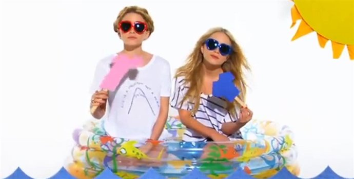 Mary Kate Y Ashley Olsen Promocionando Su Página 'Stylemint'