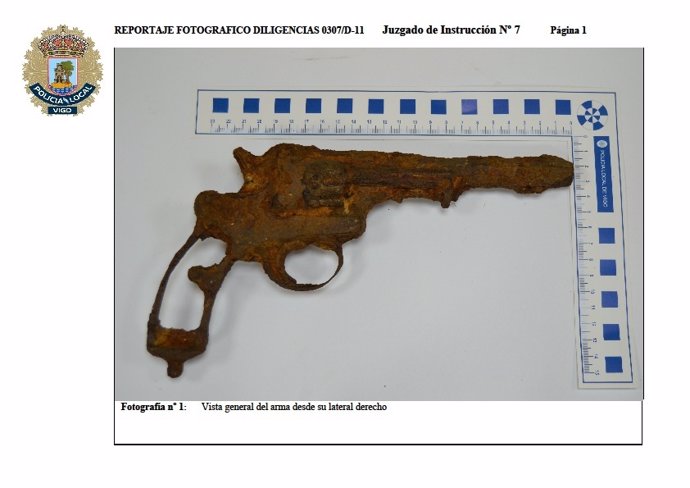 Pistola Encontrada En Las Islas Cíes.