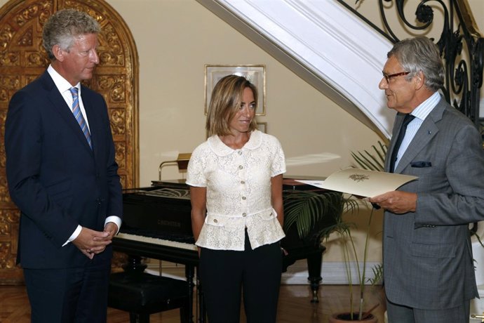 Chacón Con El Embajador De Bélgica