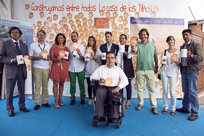 Participantes En La Rueda De Prensa