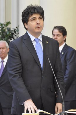 El Consejero De Hacienda Y Administraciones Públicas, Mario Garcés